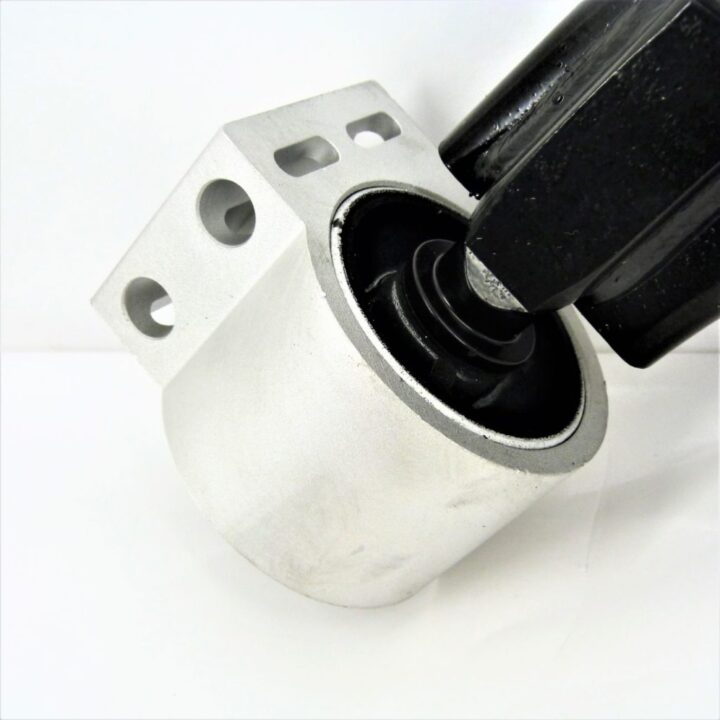 BANDEJA SUZUKI XL7 3.6 DEL DERECHA RH 2007-2015 (3)