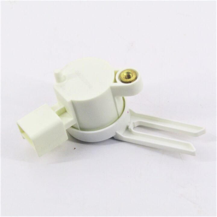 SWITCH LUZ FRENO PEDAL SUZUKI XL7 2007-2009 3.6